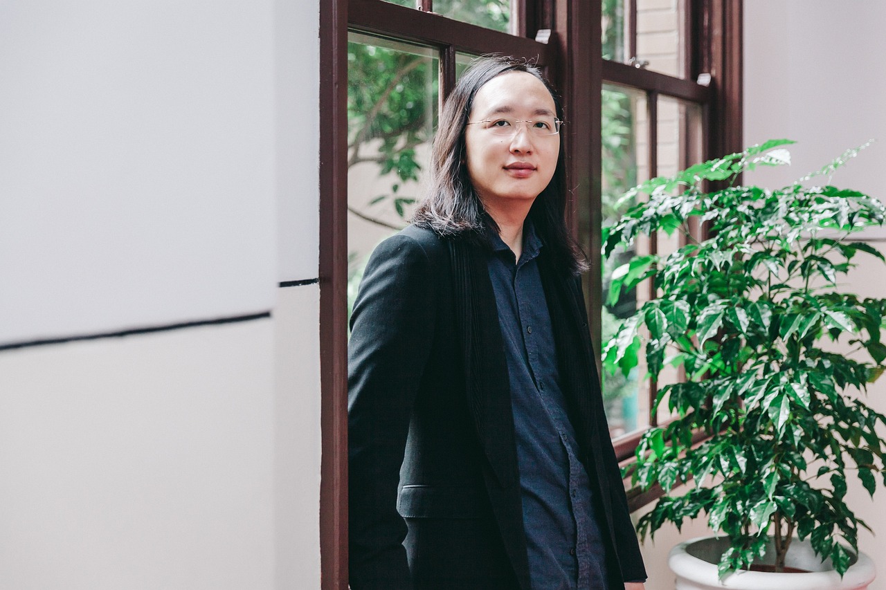 台湾男演员的魅力与影响力，从荧屏到社会的全面解读