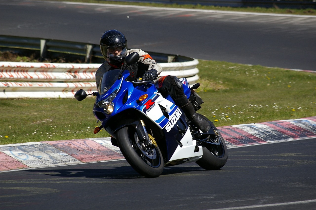 铃木GSX250R价格及市场表现解析