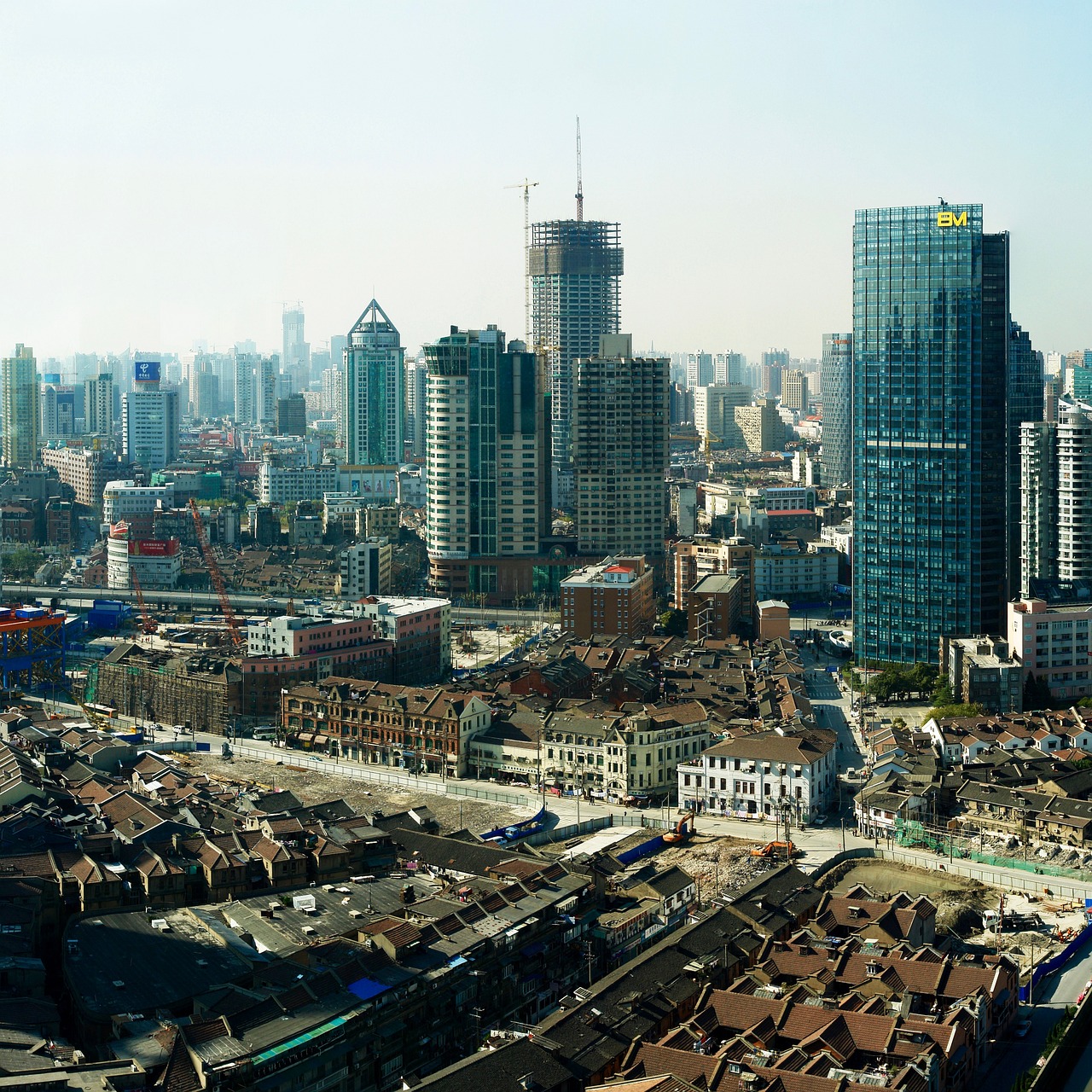上海房地产调控新政，重塑市场格局，推动可持续发展