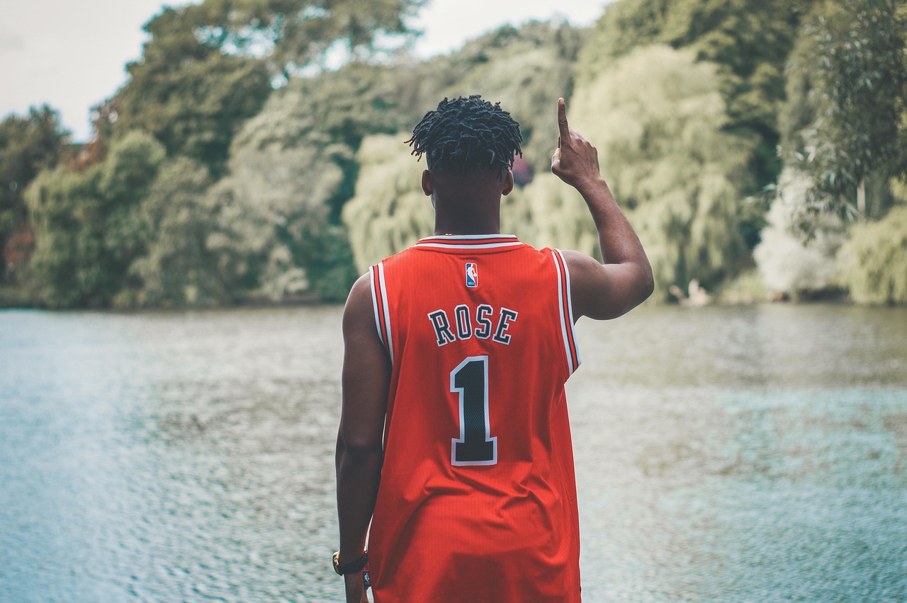 NBA精彩瞬间集锦，永恒的篮球魅力展现