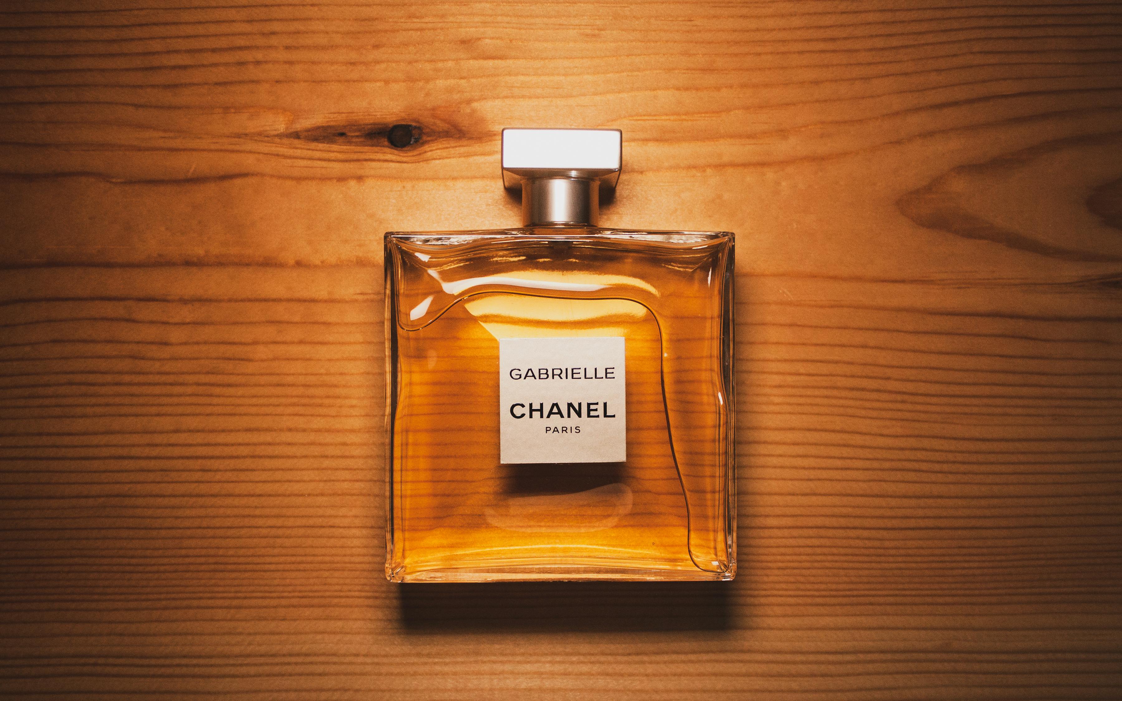 Chanel香水价格深度解析与市场调研报告